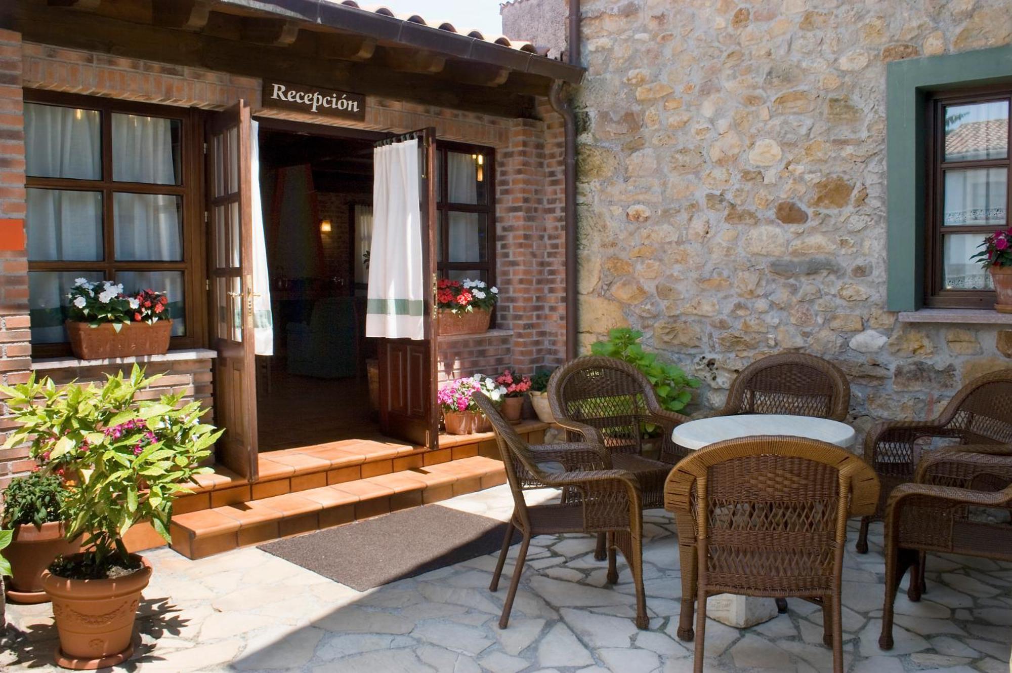 Hotel Rural Entremontes Onís Eksteriør bilde