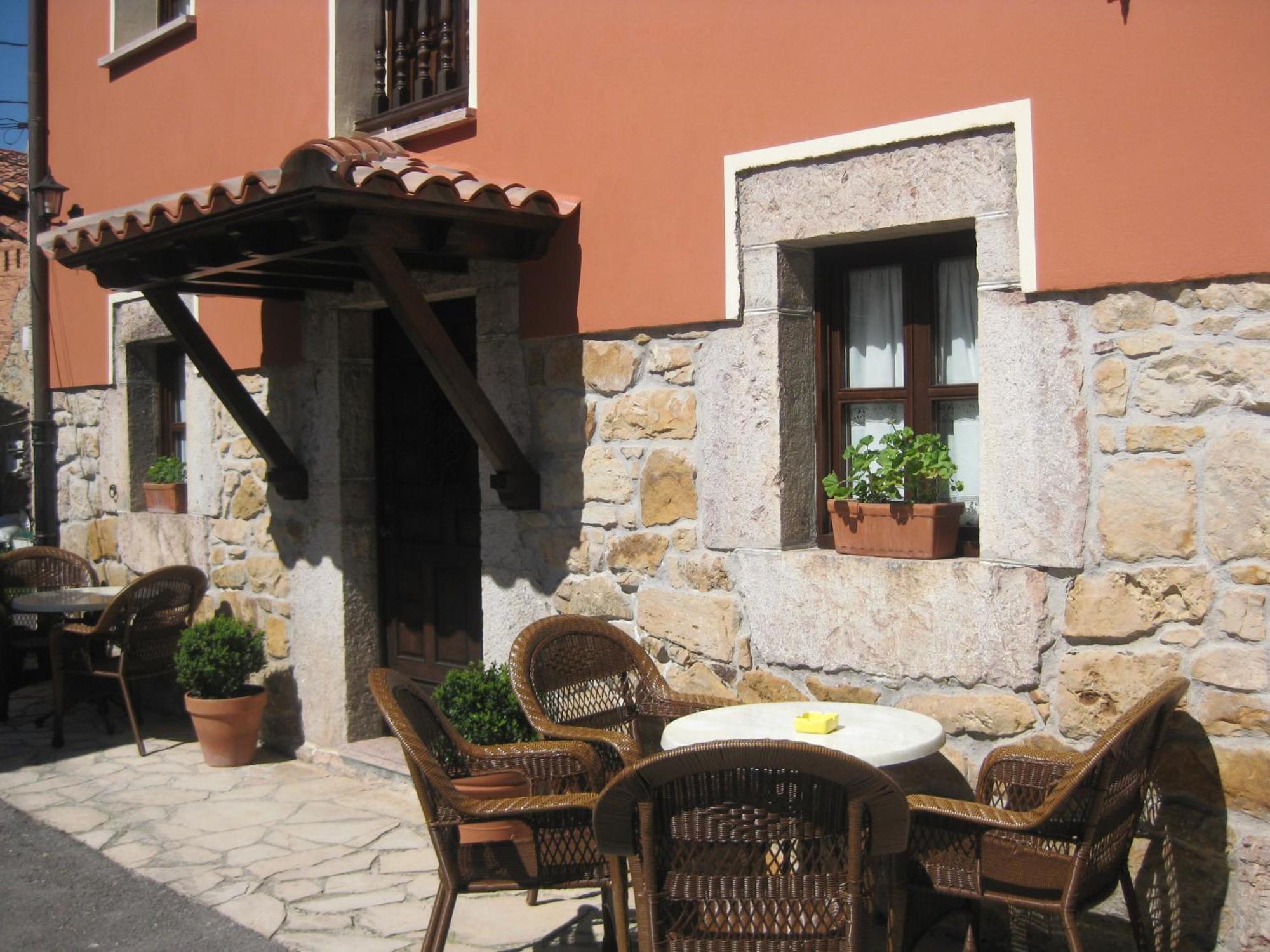 Hotel Rural Entremontes Onís Eksteriør bilde