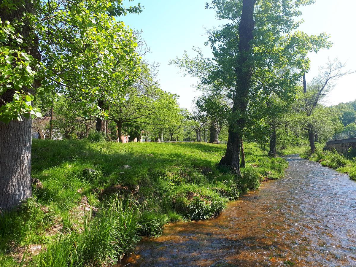 Hotel Rural Entremontes Onís Eksteriør bilde